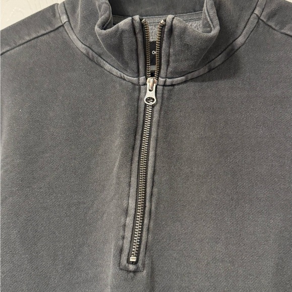 Sweatshirt - Picture 4 of 5